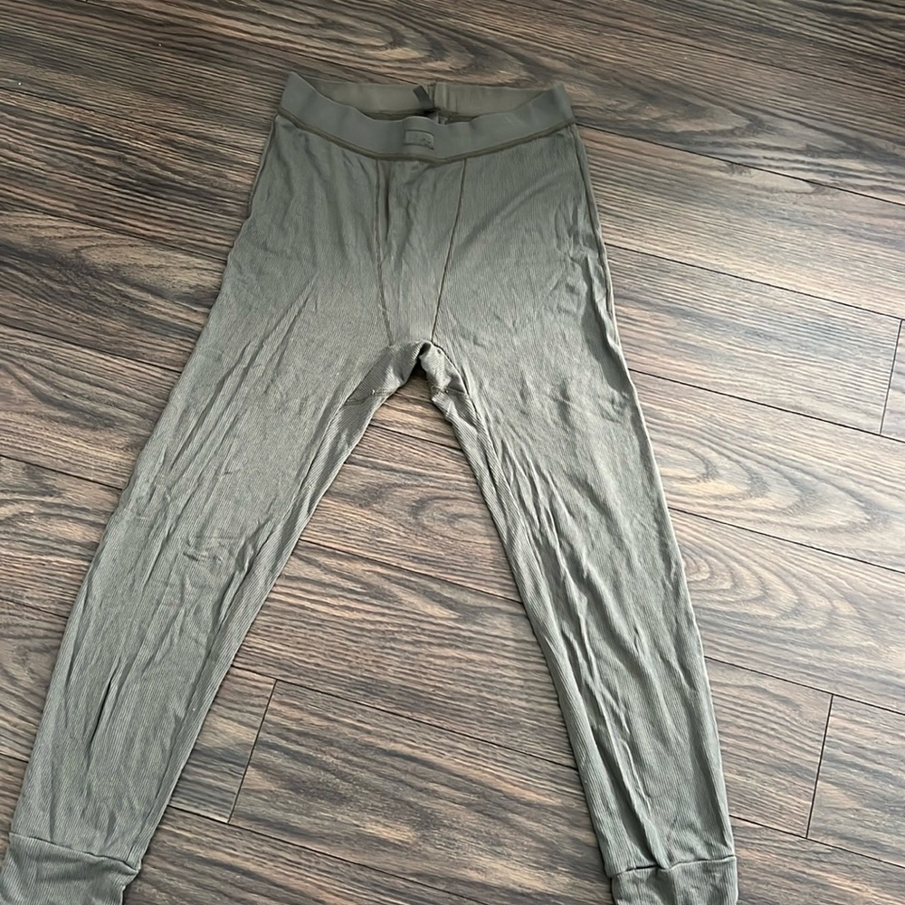 SKIMS Leggings